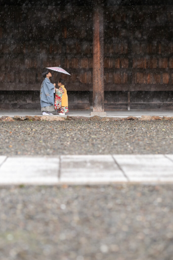 七五三ロケ雨の中